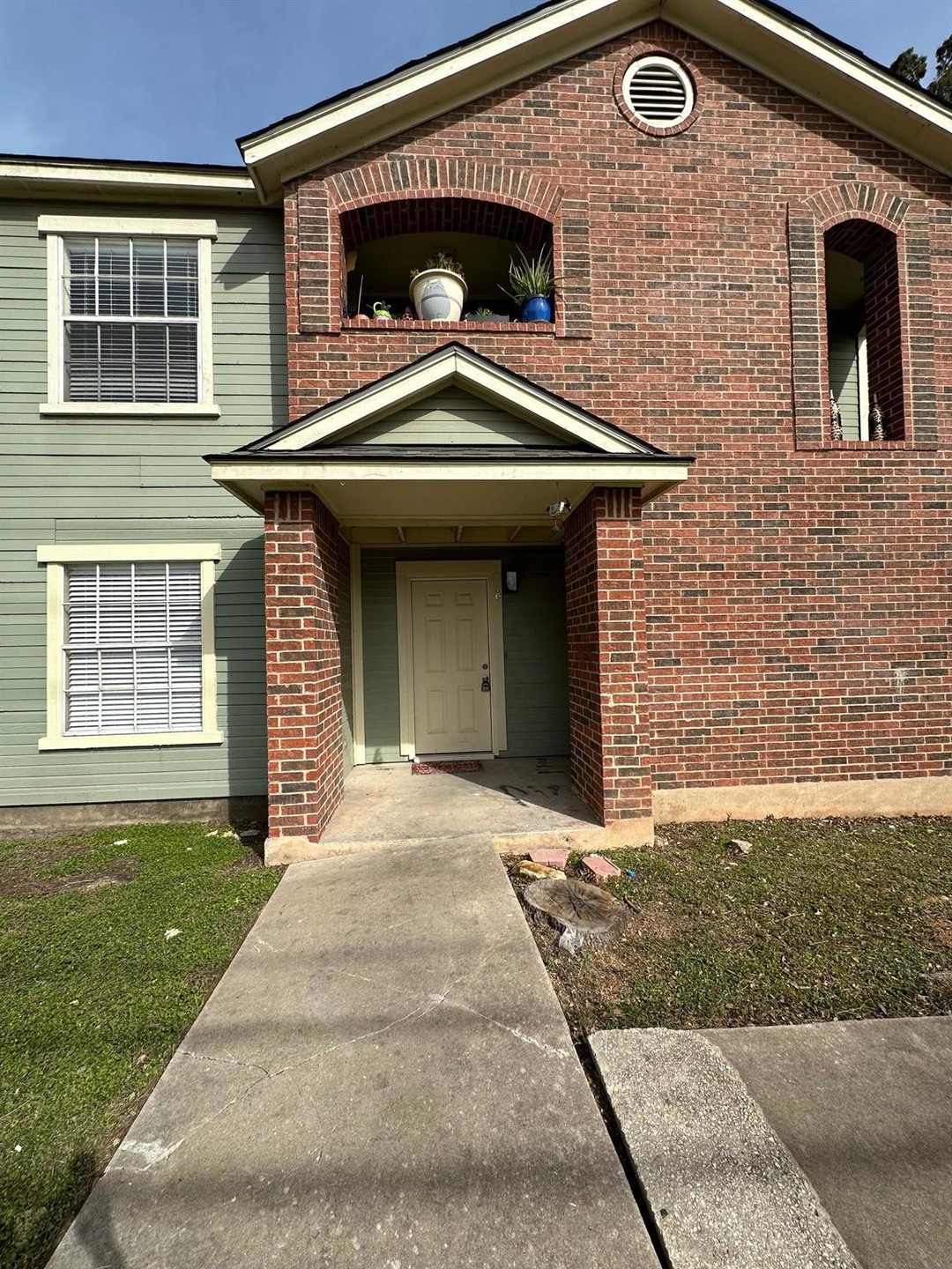4300 Duval Rd unit B, Austin, TX 78759 - photo 1