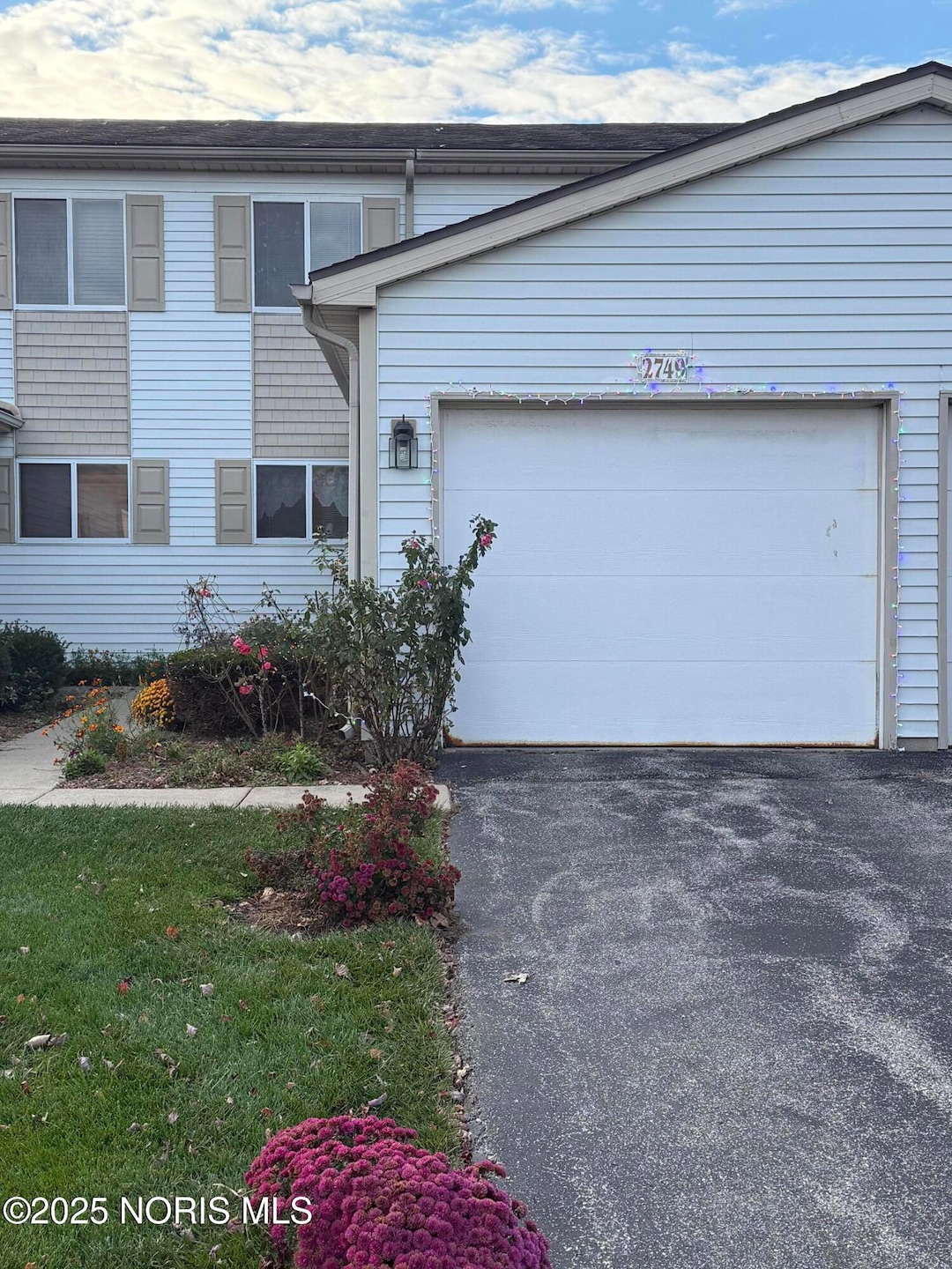 2749 Pin Oak Dr unit 5, Toledo, OH 43615 - photo 1