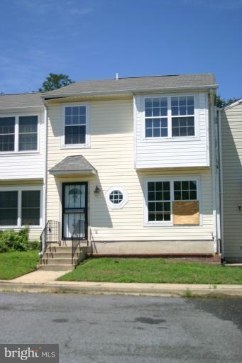 5840 N Holly Springs Dr, Capitol Heights, MD 20743 - photo 1