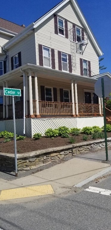 72 Cedar St unit 2R, Taunton, MA 02780 - photo 1