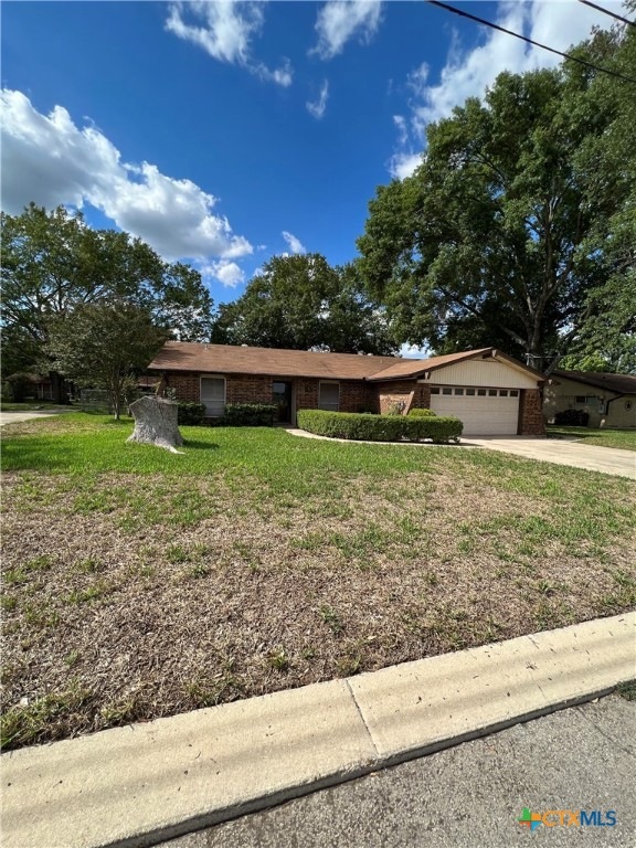 1339 Tulip Ln, New Braunfels, TX 78130 - photo 1