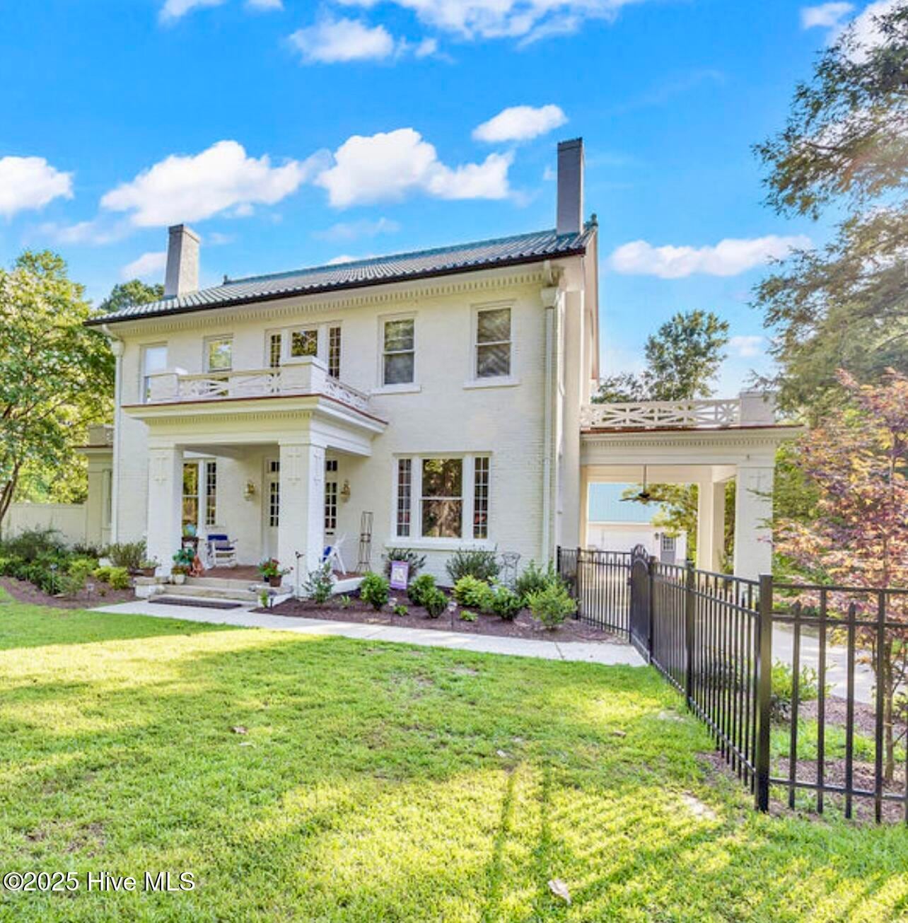 1527 Nash St NW, Wilson, NC 27893 - photo 1