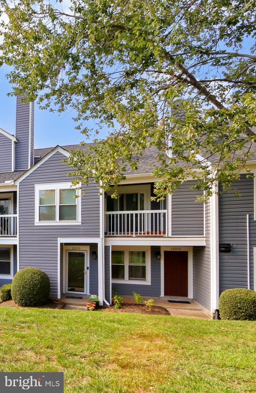 13511 Orchard Dr unit 3511, Clifton, VA 20124 - photo 1