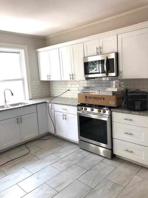 36 E Transit St unit 2, Providence, RI 02906 - photo 1