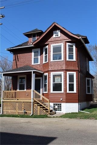 Exterior with Front Porch.jpg