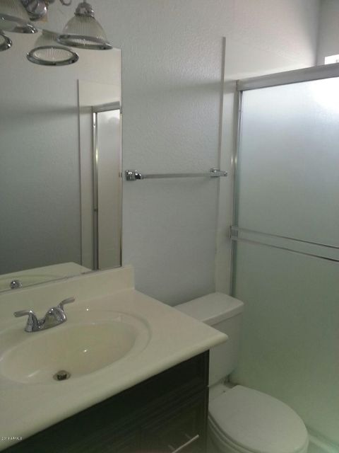 1033 E Hoover Ave, Mesa, AZ 85204 - photo 1