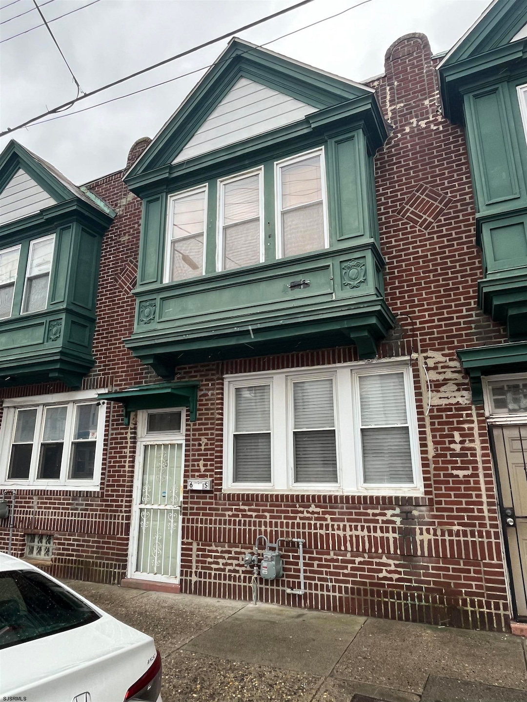 Sold $210,000 • Co-Listing Agent