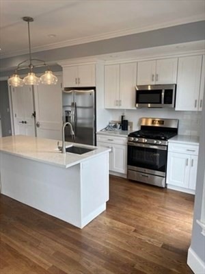 125 Neponset Ave unit 1, Dorchester, MA 02122 - photo 1