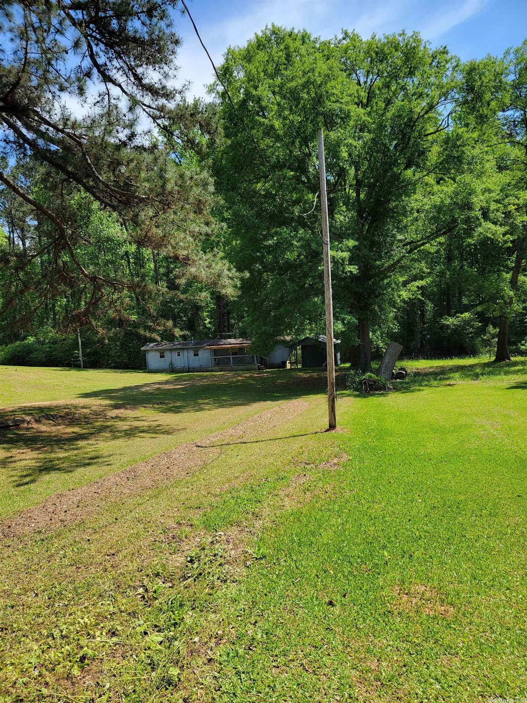 607 W 11th St, Sheridan, AR 72150 - photo 1