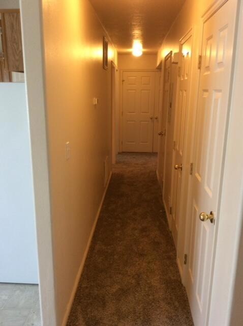 3 bedroom hallway