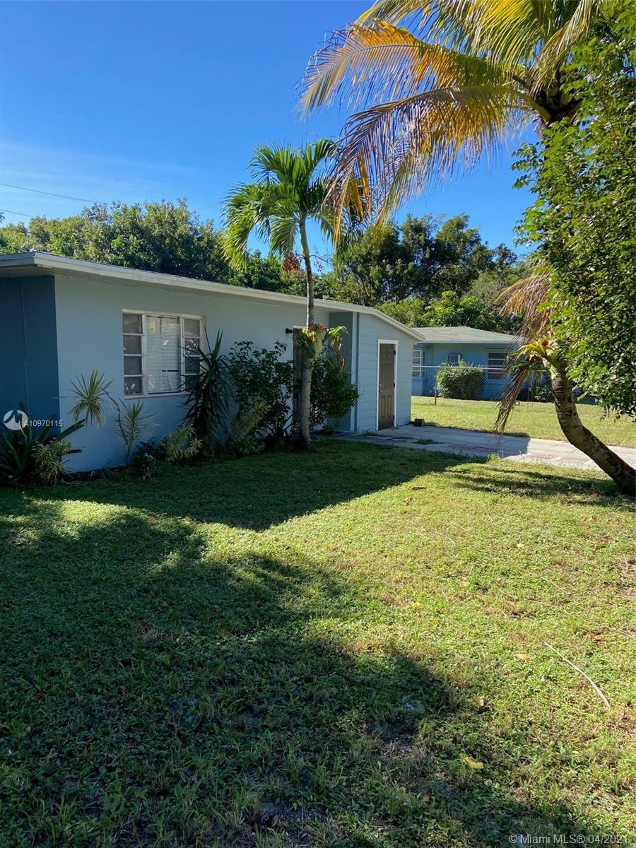 938 31st St, West Palm Beach, FL 33407 - photo 1