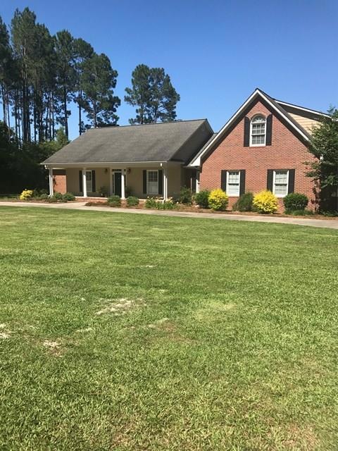 120 Berry Dr, Broxton, GA 31519 - photo 1