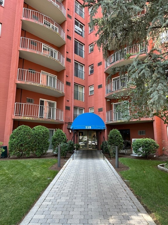 Sagamore Place Condominiums unit 1114, Quincy, MA 02171 - photo 1