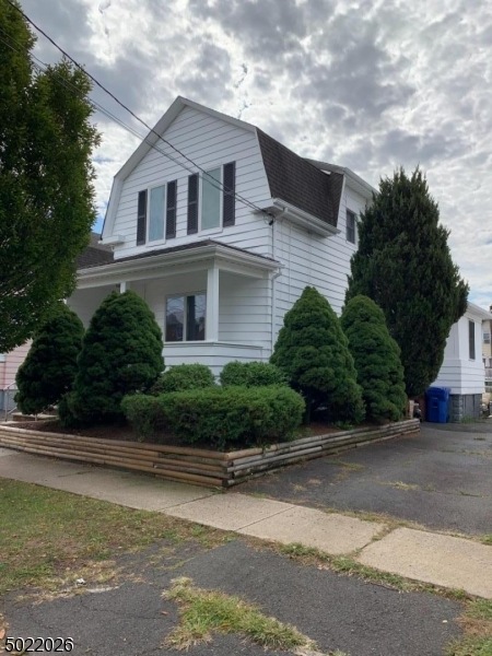 523 Ainsworth St, Linden, NJ 07036 - photo 1