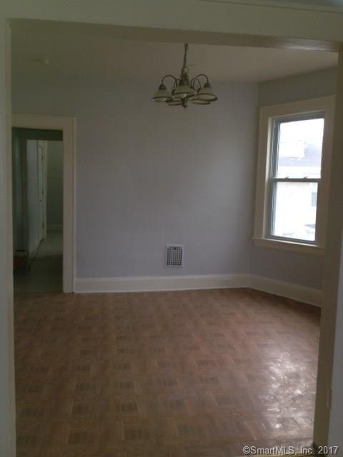 111 Calhoun Place unit 1, Bridgeport, CT 06604 - photo 1