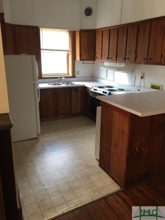 219 E Taylor St unit B, Savannah, GA 31401 - photo 1