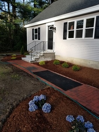 1 Windsor Dr, Wareham, MA 02571 - photo 1