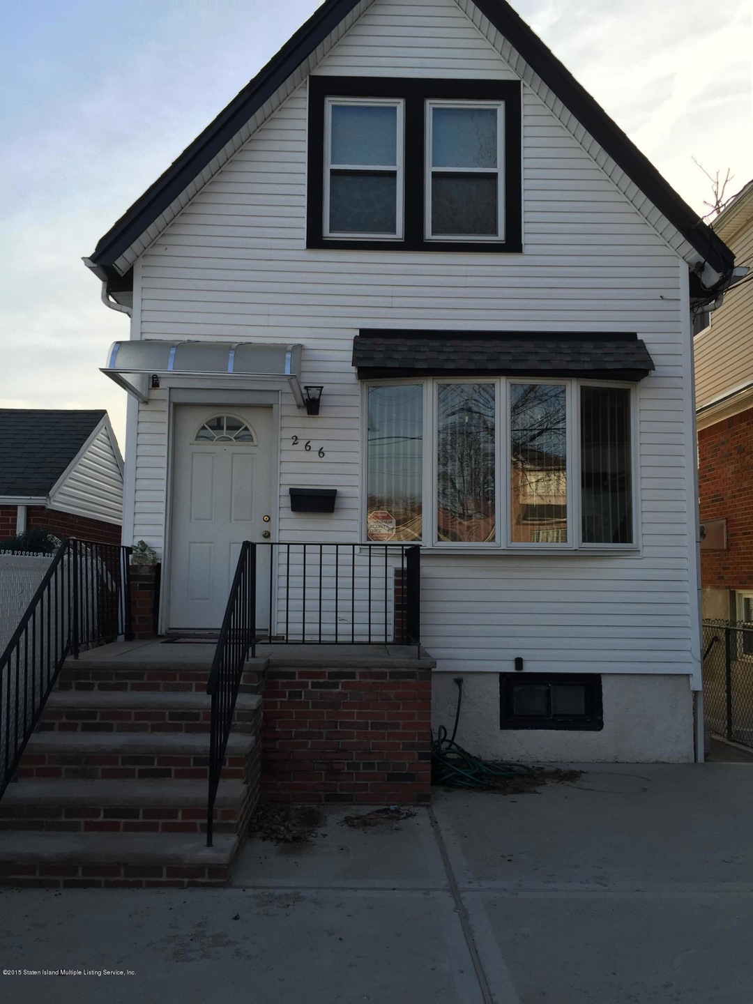 266 Kensington Ave, Staten Island, NY 10305 - photo 1
