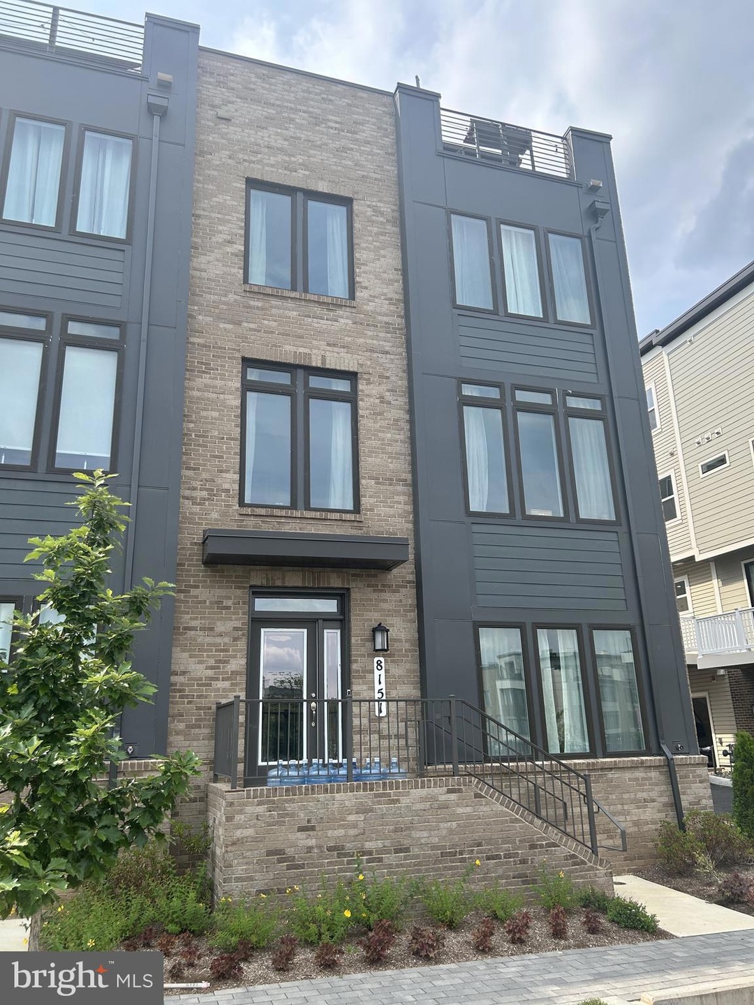 8151 Greenpoint Place, Rockville, MD 20855 - photo 1