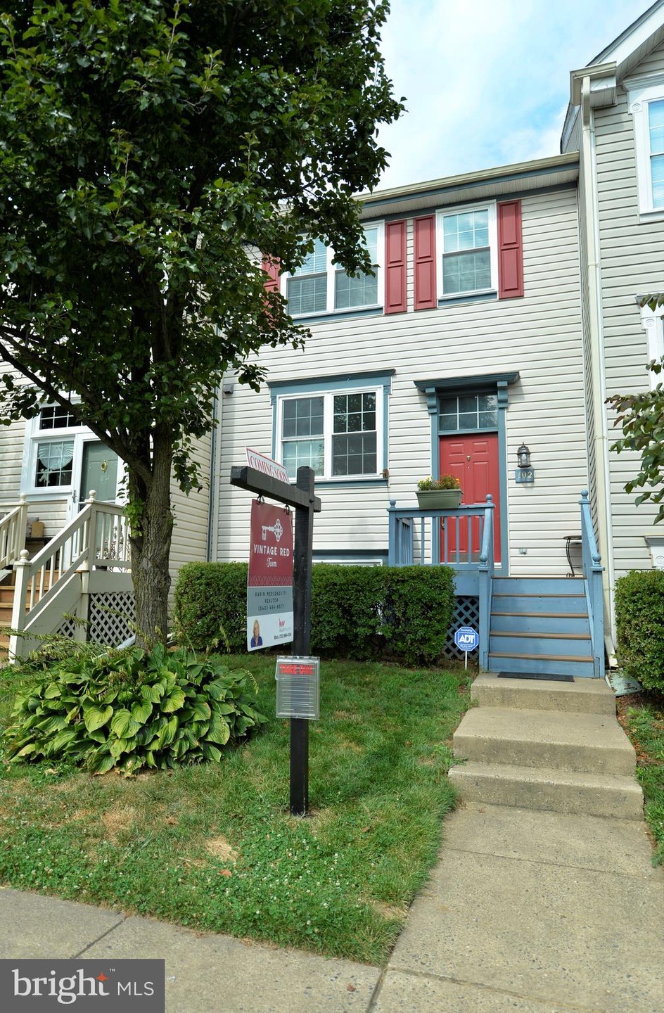 102 Hirst Ct, Purcellville, VA 20132 - photo 1