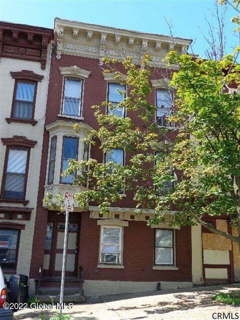 138 Hamilton St unit 1st Floor, Albany, NY 12207 - photo 1