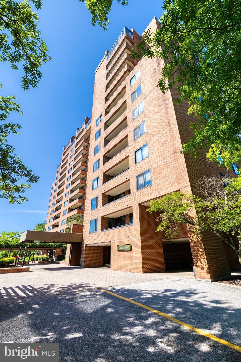 Harper House unit 506, Baltimore, MD 21210 - photo 1