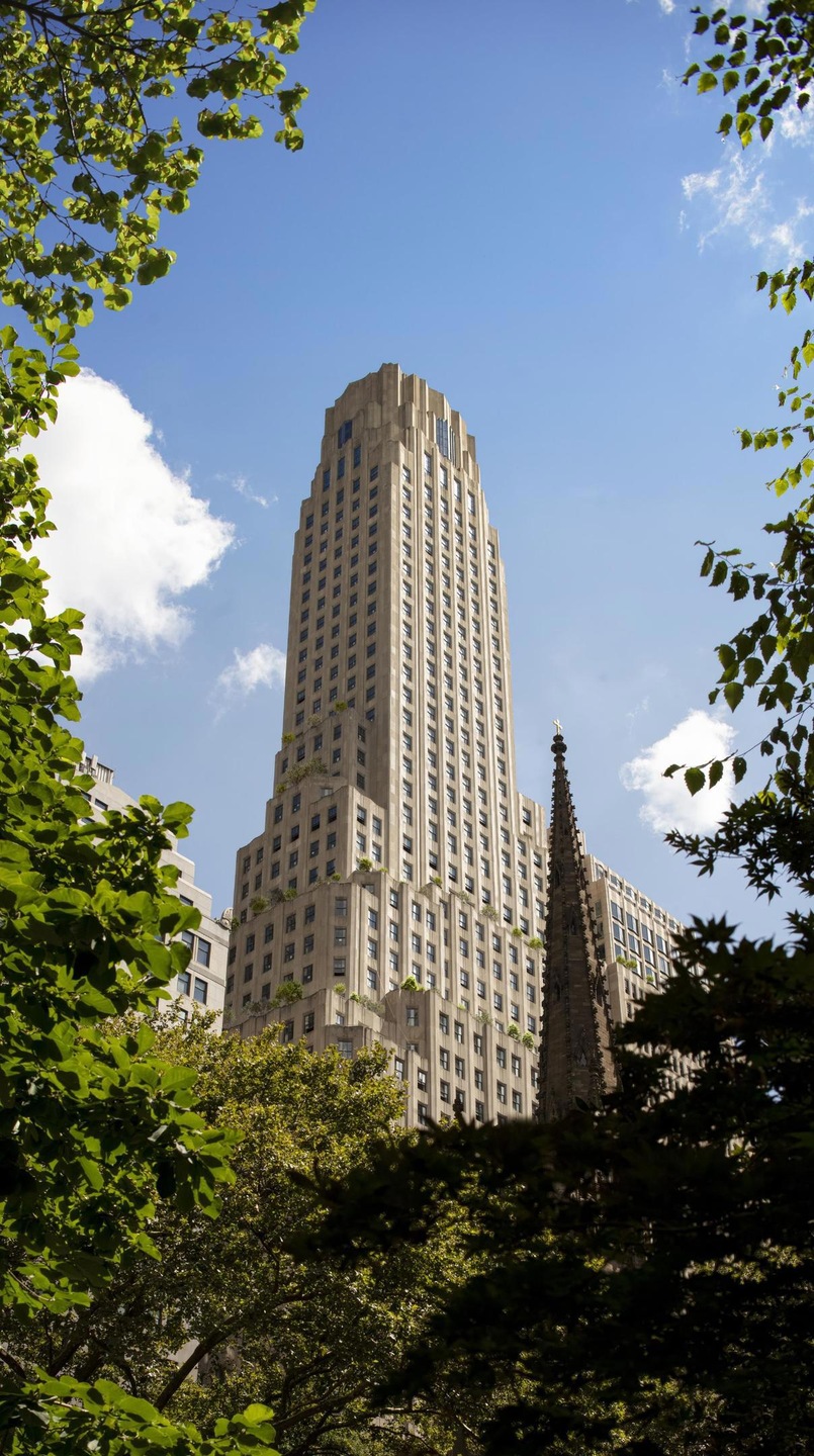 Pending $1,360,000 • Co-Listing Agent