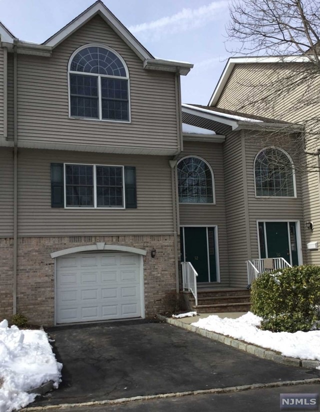 92 Elm St, Allendale, NJ 07401 - photo 1