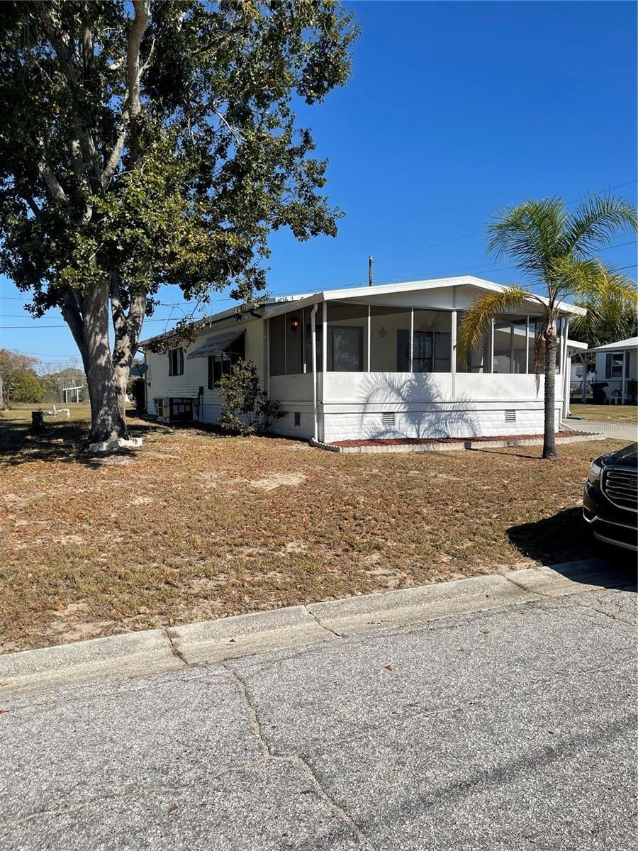 109 Ridge Manor Dr, Lake Wales, FL 33853 - photo 1