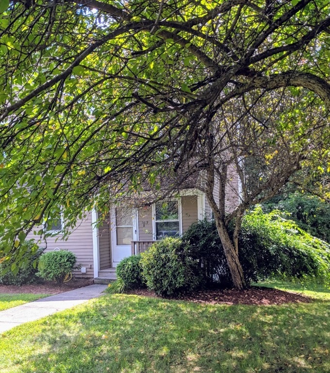 163 Pennacook Dr unit 163, Leominster, MA 01453 - photo 1