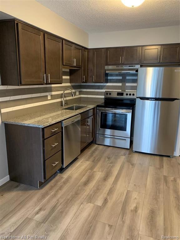 MM Full Kitchen.jpg