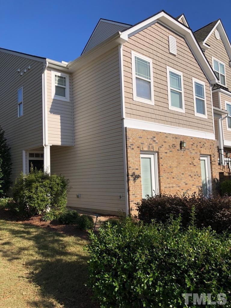711 Keystone Park Dr unit 25, Morrisville, NC 27560 - photo 1