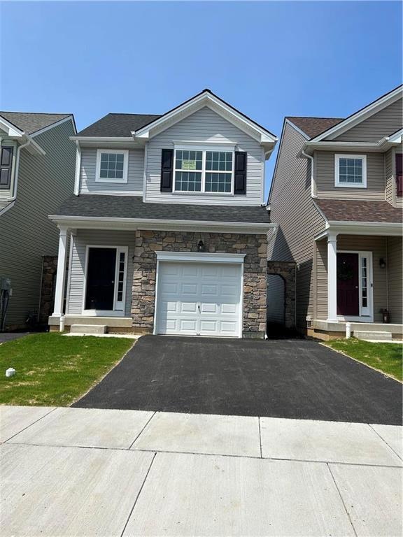 3212 W Huntington Ln unit 2, Stockertown, PA 18040 - photo 1