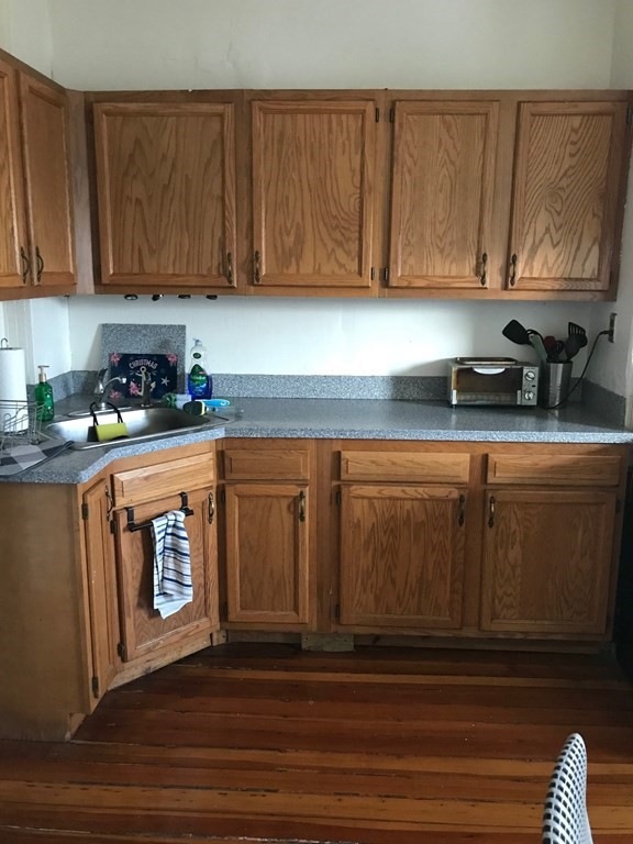 713 E 5th St unit 3, Boston, MA 02127 - photo 1