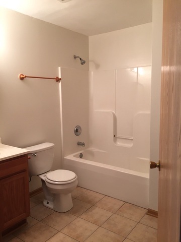 2909 Willow Ln unit 8, Zion, IL 60099 - photo 1