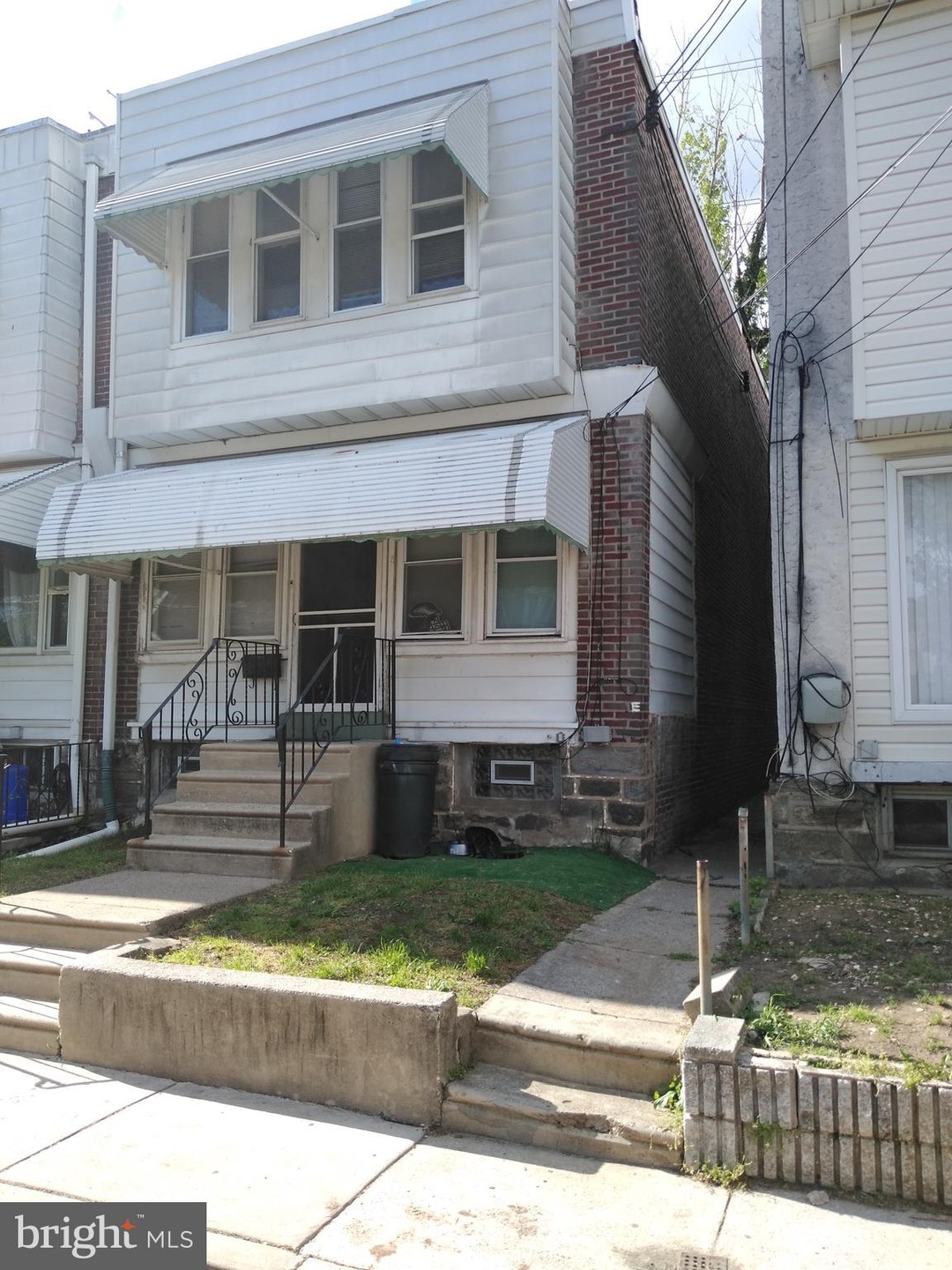 912 Marshall Rd, Sharon Hill, PA 19079 - photo 1