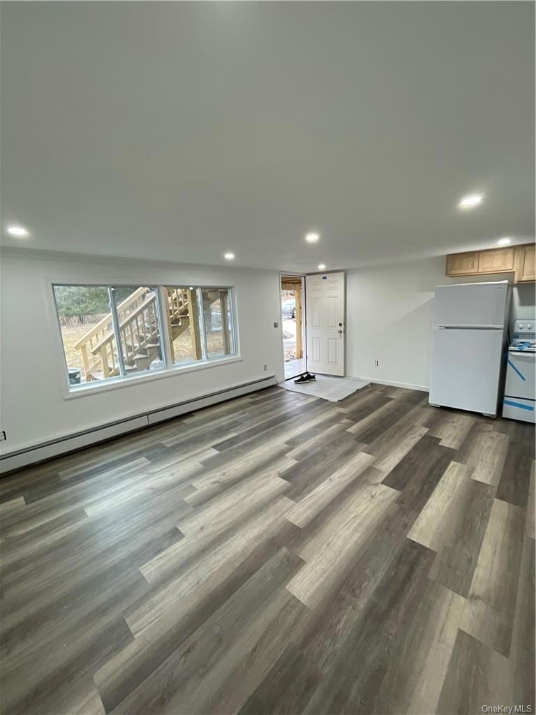 For Rent $1,250/month