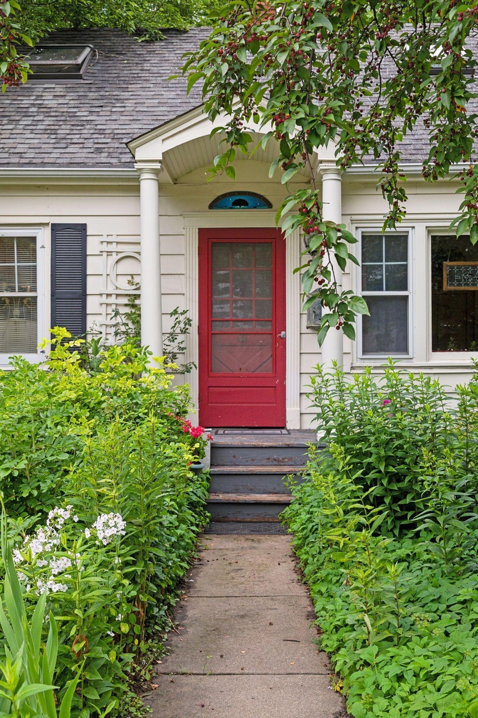 Sold $650,000 • Co-Listing Agent