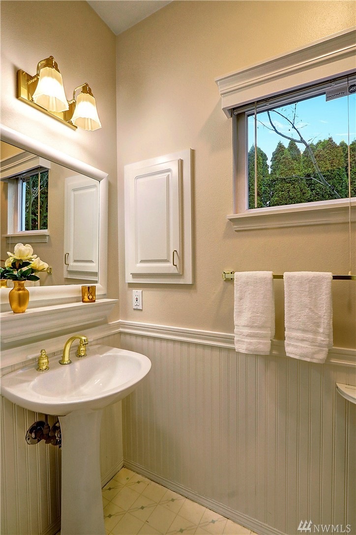 23908 Bothell Everett Hwy unit C-1, Bothell, WA 98021 - photo 1