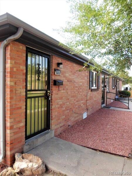 1125 Dallas St, Aurora, CO 80010 - photo 1