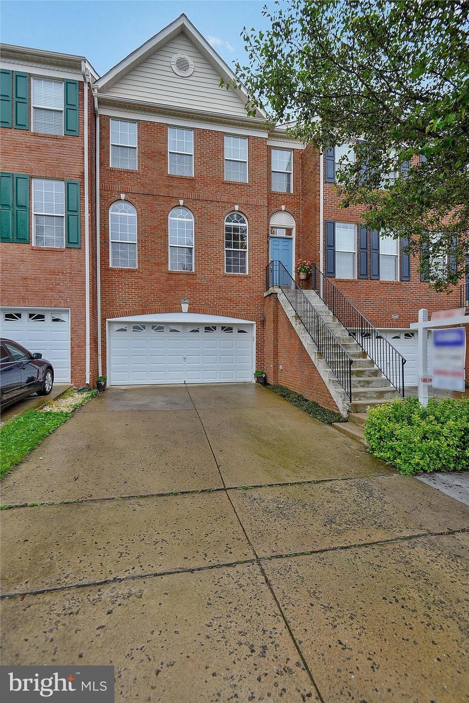 25490 Crossfield Dr, Chantilly, VA 20152 - photo 1