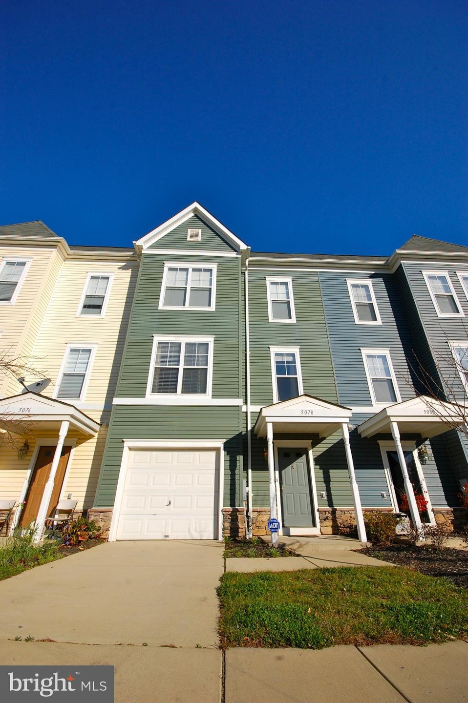 5078 Kimi Gray Ct SE, Washington, DC 20019 - photo 1