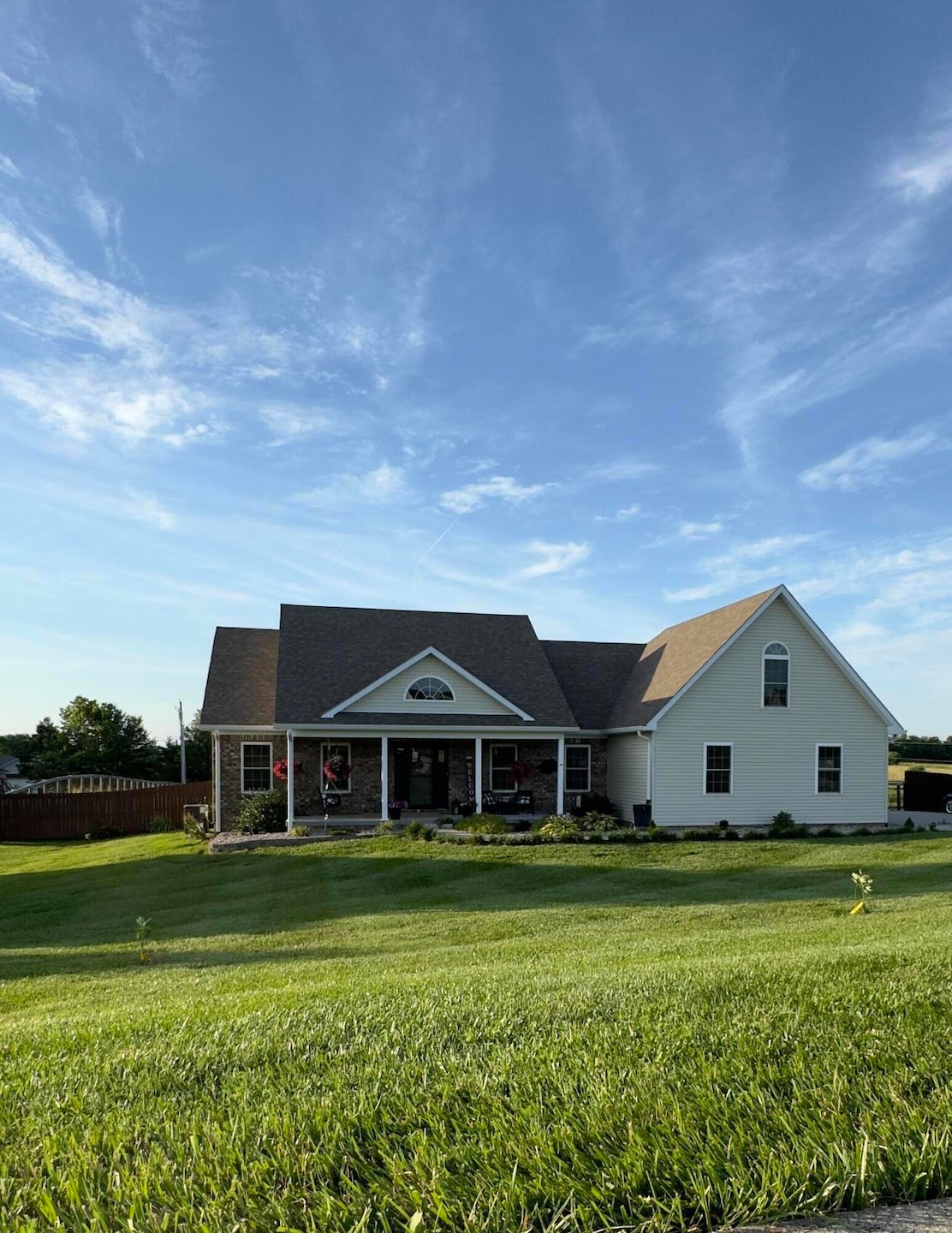 111 Station Dr, Salvisa, KY 40372 - photo 1