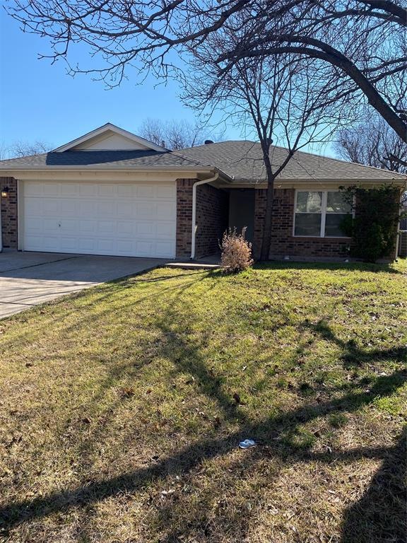 619 Allencrest Dr, Fort Worth, TX 76108 - photo 1