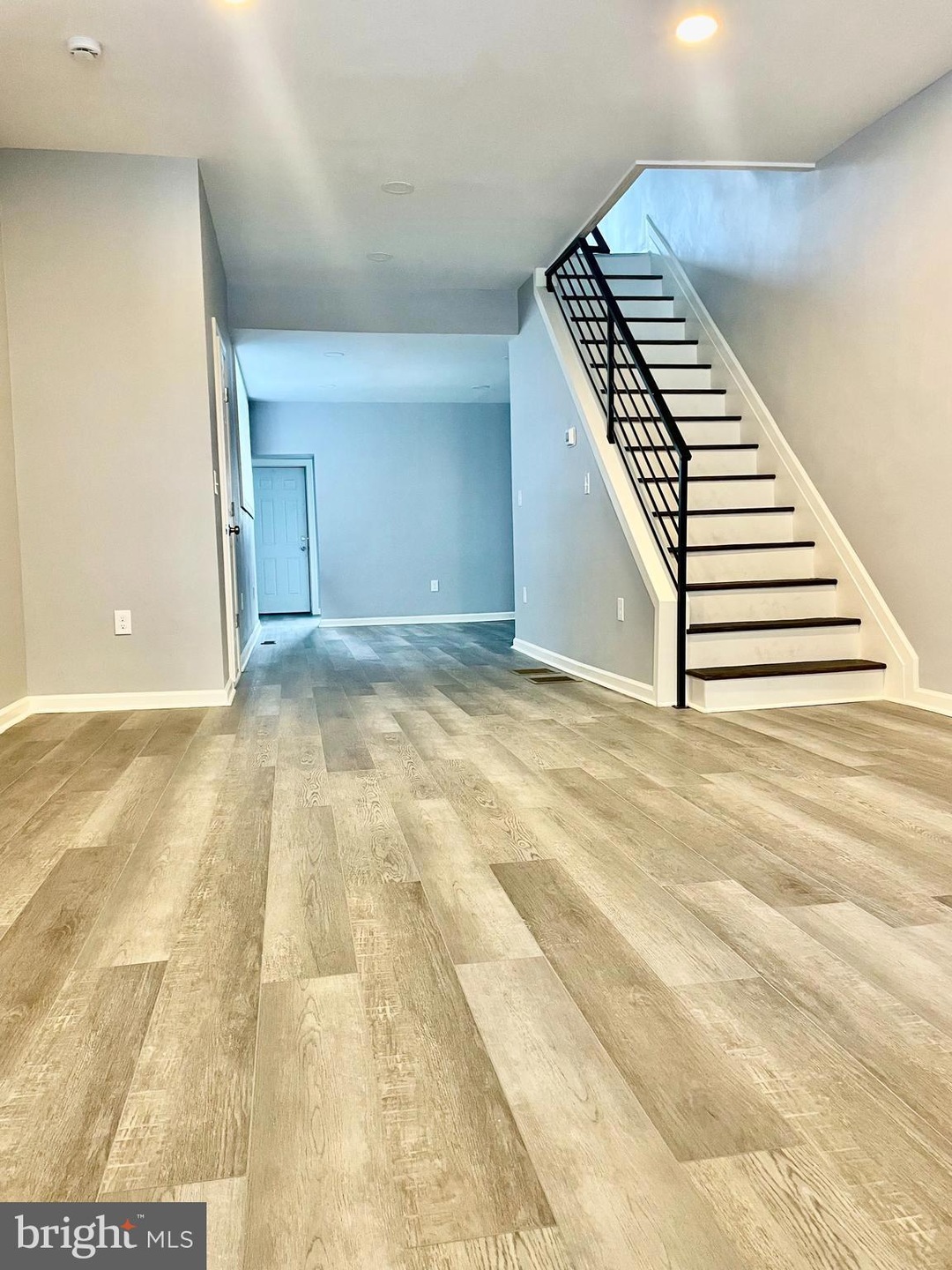 924 Maple Terrace, Darby, PA 19023 - photo 1