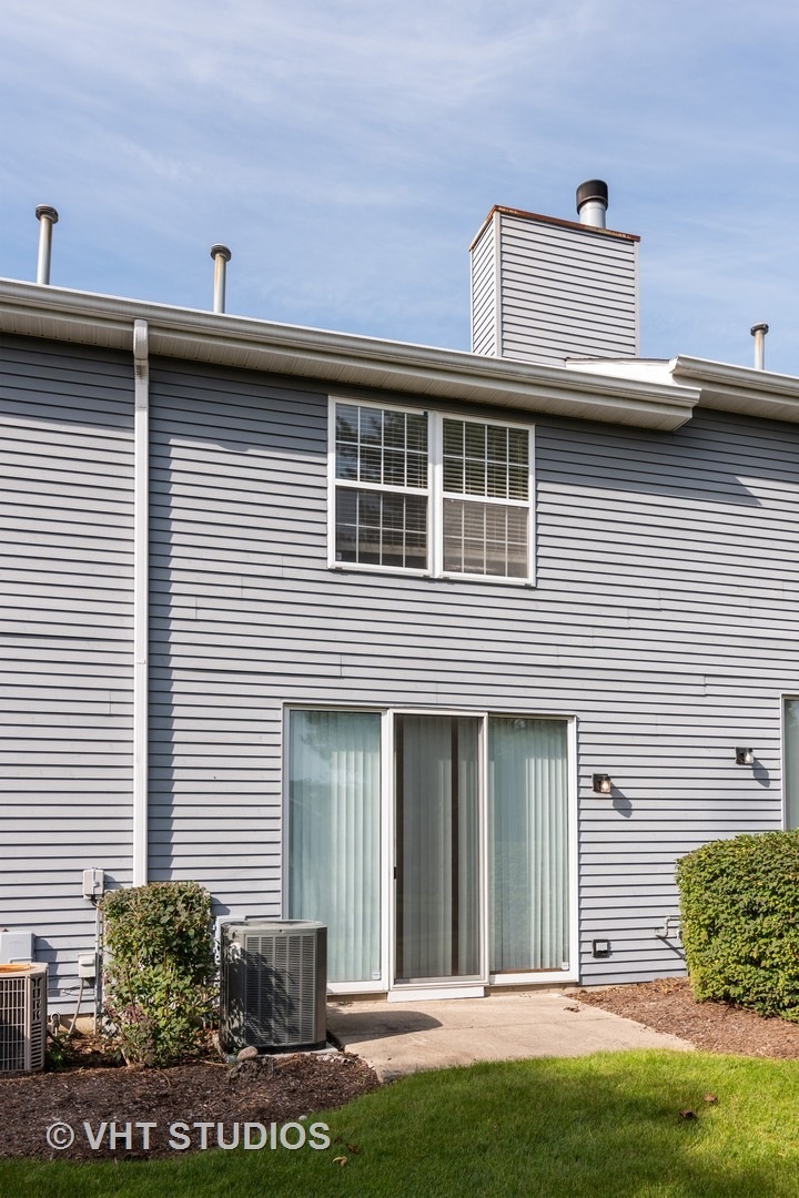 239 Partridge Ct, Algonquin, IL 60102 - photo 1