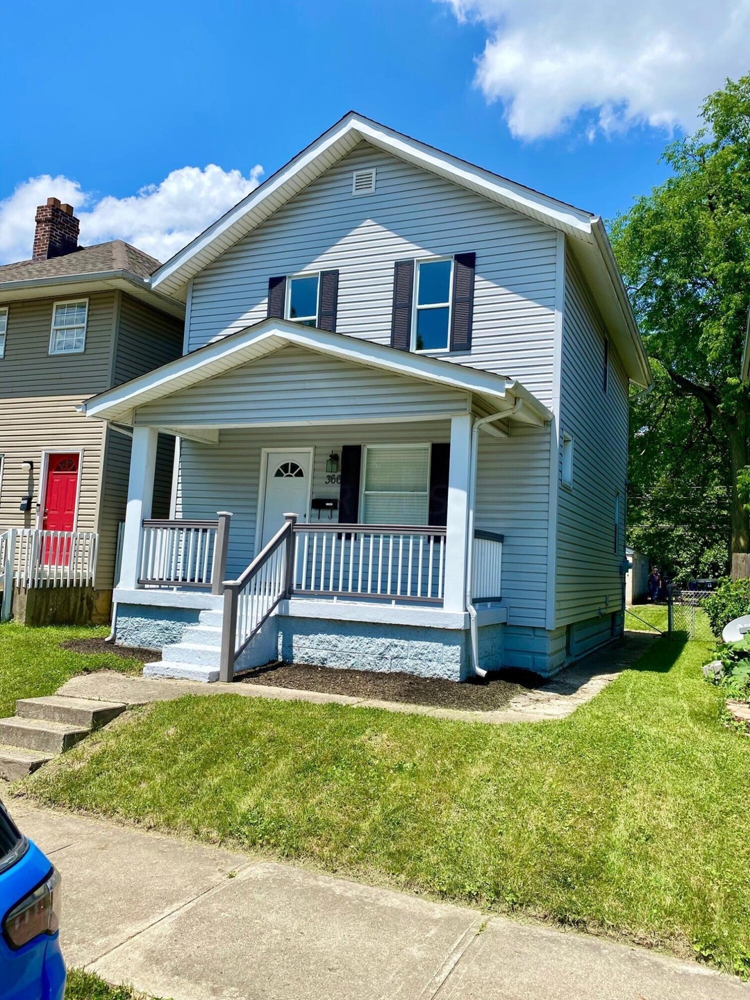 366 E Hinman