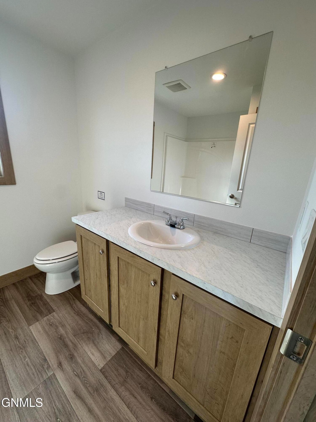 282 Partridge Ln, Bismarck, ND 58504 - photo 1