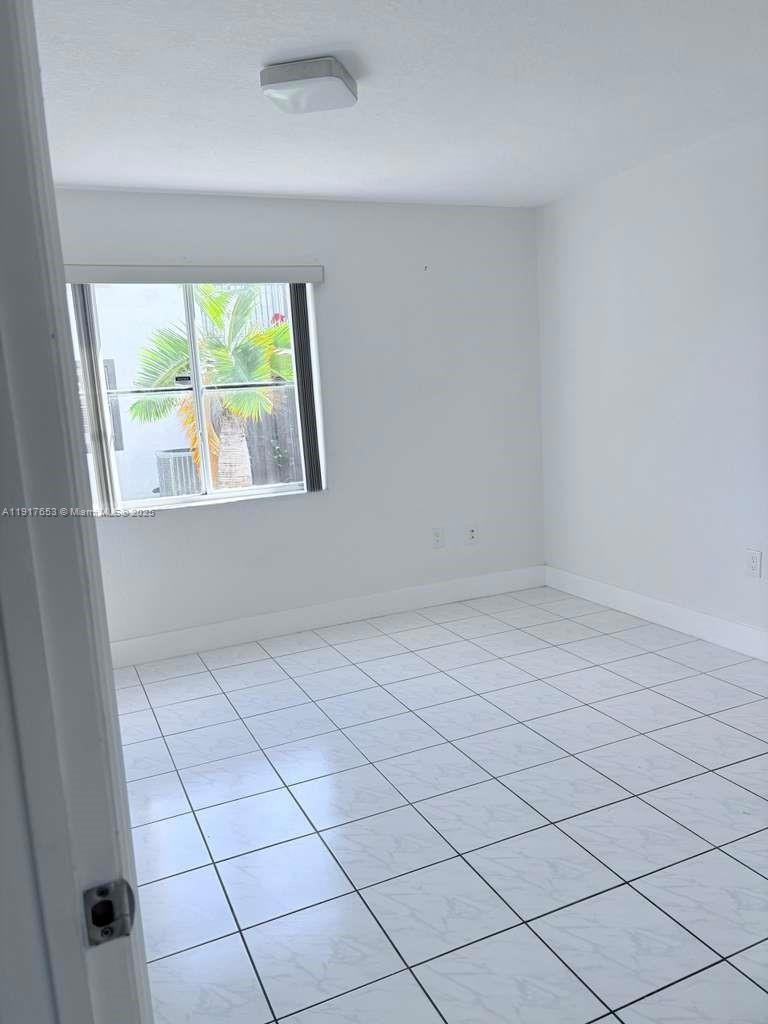 1175 NW 124th Place unit 101, Miami, FL 33182 - photo 1