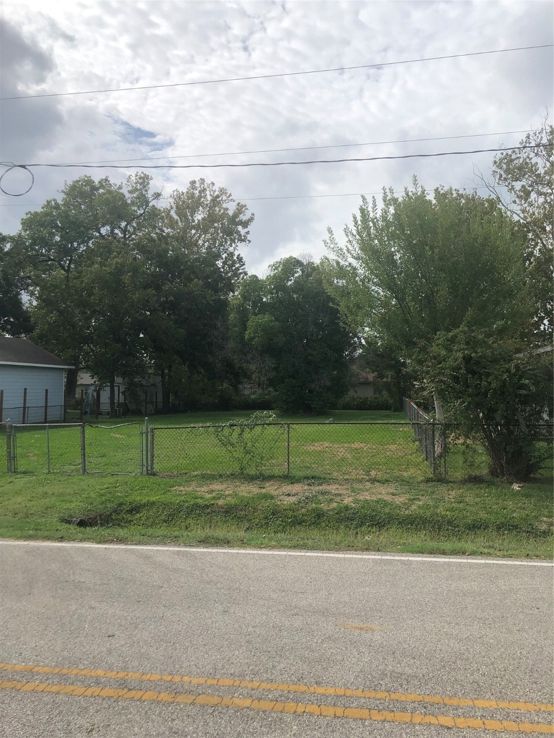 11079 Holbrook St, Houston, TX 77093 - photo 1